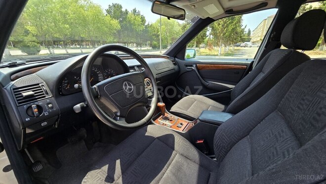 Mercedes C 180 2019, 190,010 km - 1.8 л - Sumqayıt