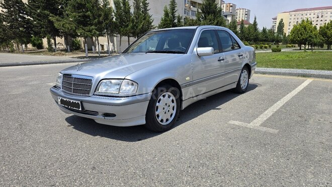 Mercedes C 180 2019, 190,010 km - 1.8 л - Sumqayıt