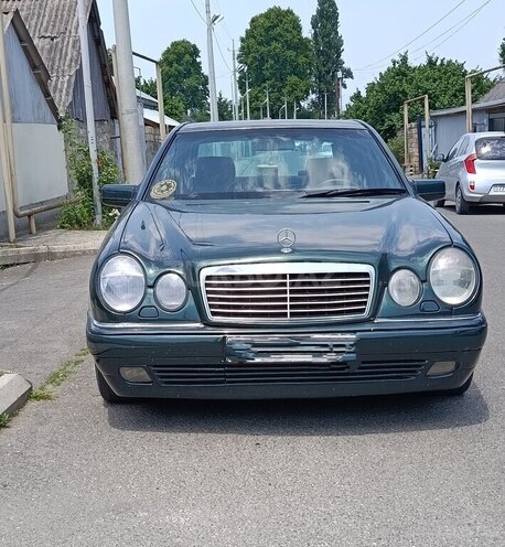 Mercedes E 240 1997, 500,000 km - 2.4 l - Gəncə