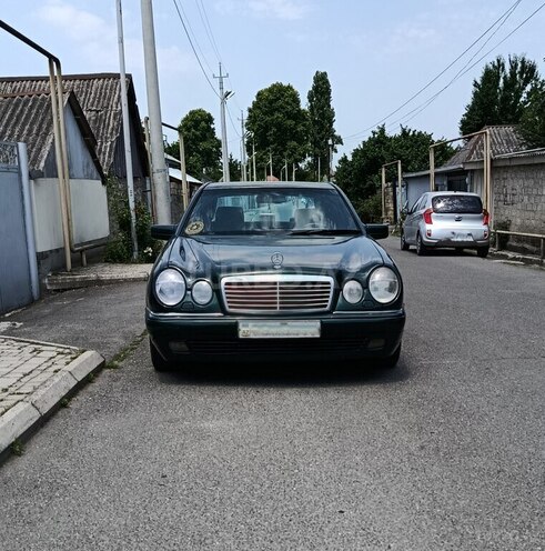 Mercedes E 240 1997, 500,000 km - 2.4 l - Gəncə