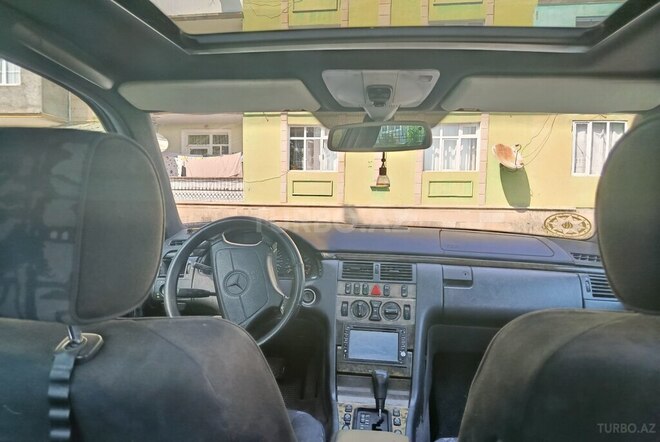 Mercedes E 240 1997, 500,000 km - 2.4 l - Gəncə