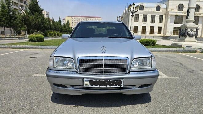 Mercedes C 180 2019, 190,010 km - 1.8 л - Sumqayıt