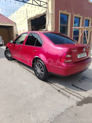 Volkswagen Bora 1999, 350,000 km - 1.6 l - Gəncə