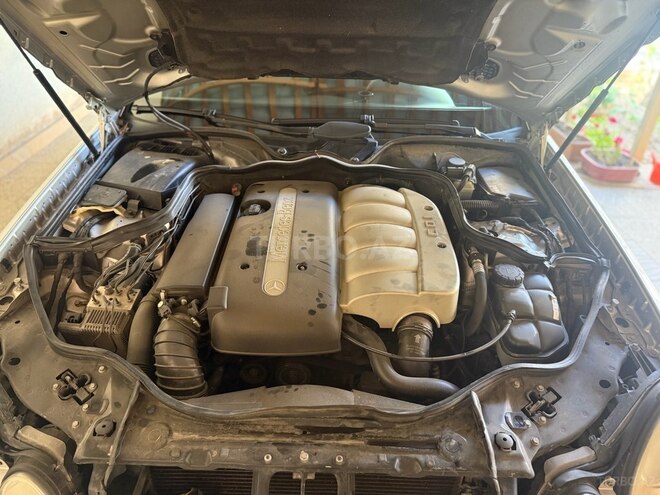 Mercedes E 220 d 2002, 370,000 km - 2.2 l - Bakı