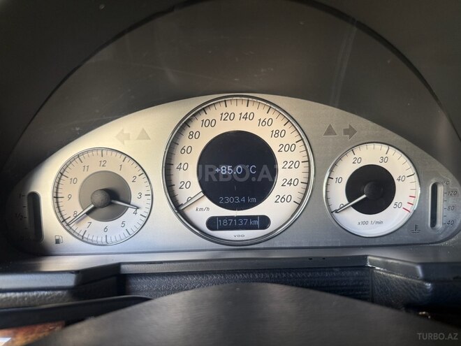 Mercedes E 220 d 2002, 370,000 km - 2.2 l - Bakı
