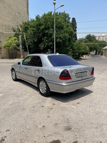 Mercedes C 180 1999, 352,000 km - 1.8 л - Bakı