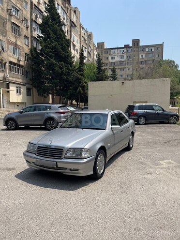 Mercedes C 180 1999, 352,000 km - 1.8 л - Bakı