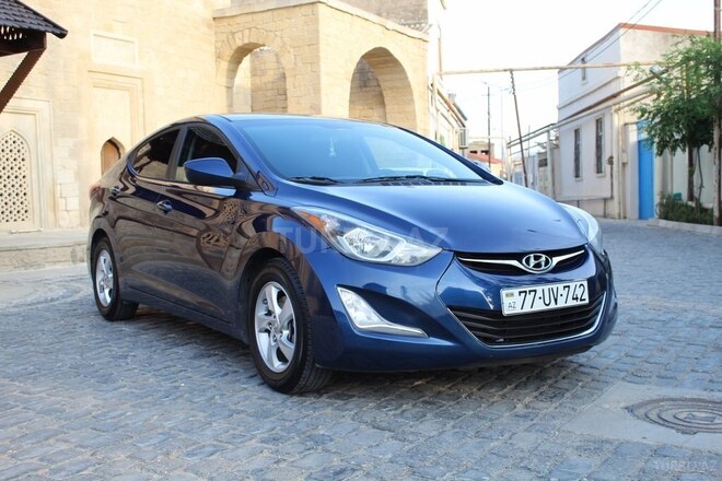 Hyundai Elantra 2015, 129,600 km - 1.8 l - Bakı