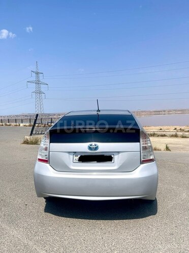 Toyota Prius-14