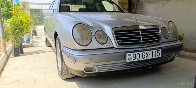 Mercedes E 240 1997, 482,059 km - 2.4 l - Bakı