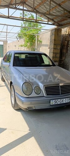 Mercedes E 240 1997, 482,059 km - 2.4 l - Bakı