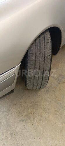 Mercedes E 240 1997, 482,059 km - 2.4 l - Bakı