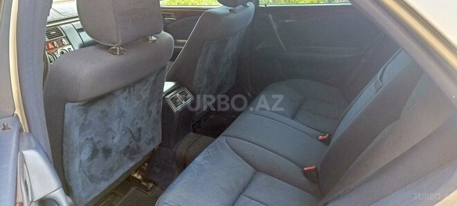 Mercedes E 240 1997, 482,059 km - 2.4 l - Bakı