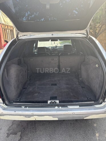 Mercedes E 240 1997, 380,000 km - 2.4 l - Xırdalan