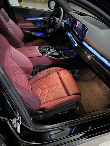 BMW 520-10