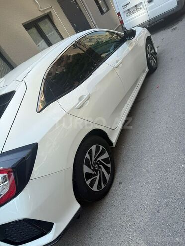 Honda Civic 2018, 131,276 km - 1.5 l - Bakı