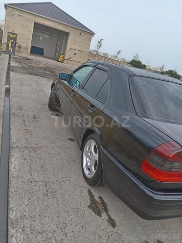 Mercedes C 230 1997, 220,000 km - 2.3 l - Bakı