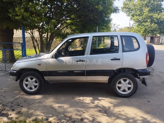 Chevrolet Niva 2006, 123,215 km - 1.7 л - Qazax