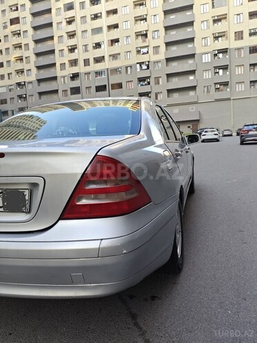 Mercedes C 180 2002, 421,318 km - 1.8 l - Bakı