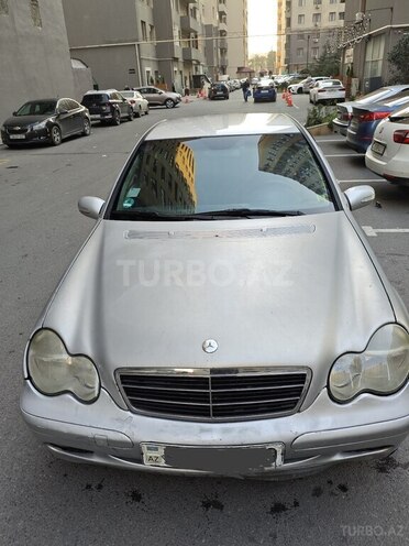 Mercedes C 180 2002, 421,318 km - 1.8 l - Bakı