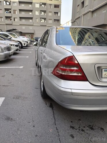 Mercedes C 180 2002, 421,318 km - 1.8 l - Bakı