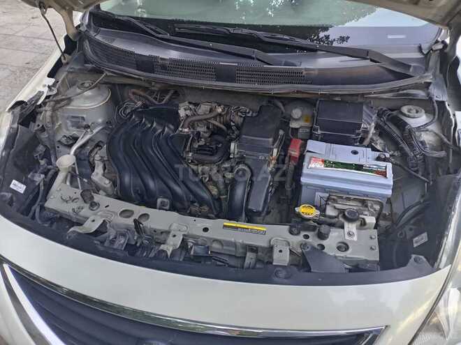 Nissan Sunny 2012, 248,000 km - 1.5 л - Bakı