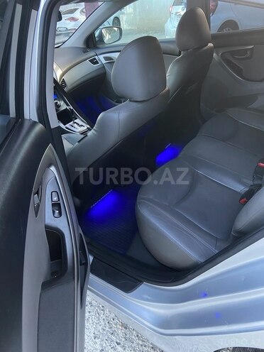 Hyundai Elantra 2014, 120,352 km - 1.8 l - Bakı