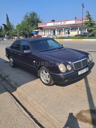 Mercedes E 220 d 1997, 800,000 km - 2.2 л - Lənkəran