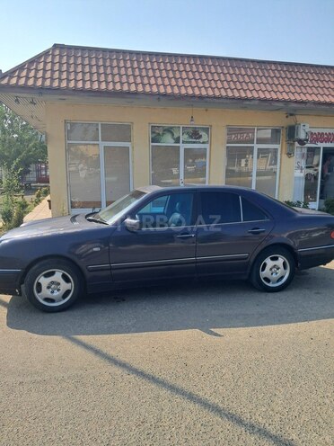 Mercedes E 220 d 1997, 800,000 km - 2.2 л - Lənkəran