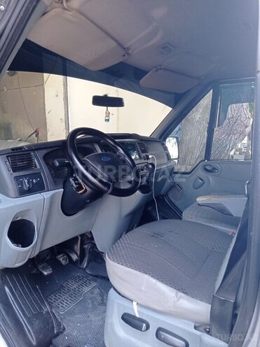Ford Transit 2009, 551,430 km - 2.4 l - Salyan