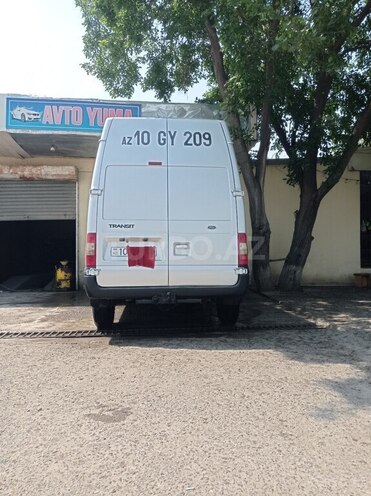Ford Transit 2009, 551,430 km - 2.4 l - Salyan