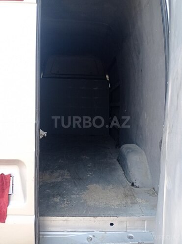 Ford Transit 2009, 551,430 km - 2.4 l - Salyan