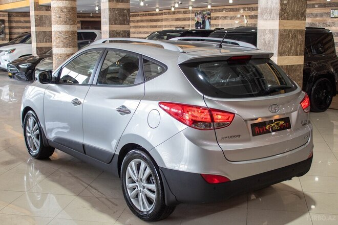 Hyundai ix35 2011, 198,000 km - 2.4 л - Bakı