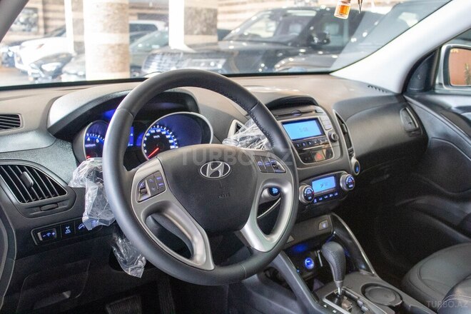 Hyundai ix35 2011, 198,000 km - 2.4 л - Bakı