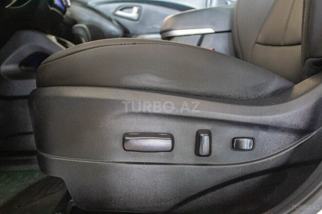 Hyundai ix35 2011, 198,000 km - 2.4 л - Bakı