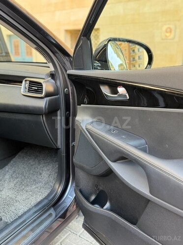 Kia Sorento-8