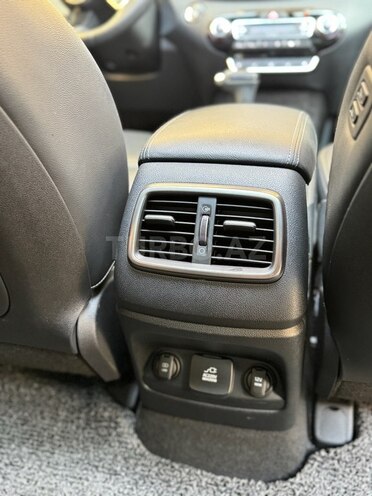 Kia Sorento-9