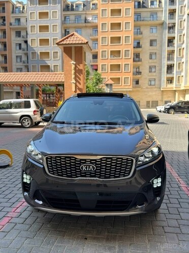 Kia Sorento-1