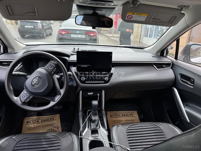 Toyota Corolla Cross 2024, 24,000 km - 2.0 л - Bakı
