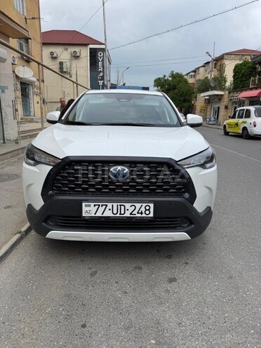 Toyota Corolla Cross 2024, 24,000 km - 2.0 л - Bakı