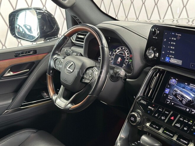 Lexus LX 600-11