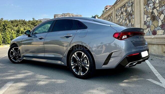 Kia K5-13