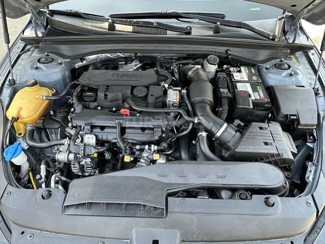 Kia K5-20