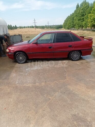 Opel Astra 1992, 438,585 km - 1.8 l - Füzuli