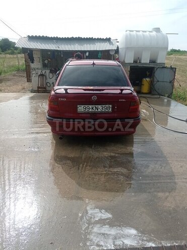 Opel Astra 1992, 438,585 km - 1.8 l - Füzuli