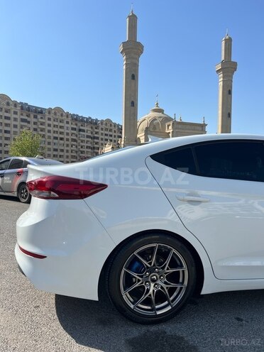 Hyundai Elantra 2017, 82,077 km - 2.0 l - Bakı