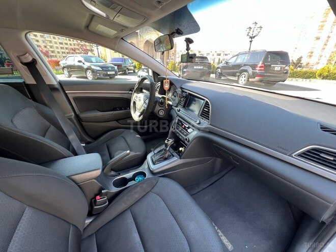 Hyundai Elantra 2017, 82,077 km - 2.0 l - Bakı