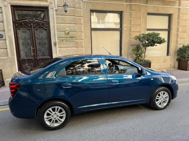 Chevrolet Cobalt-6