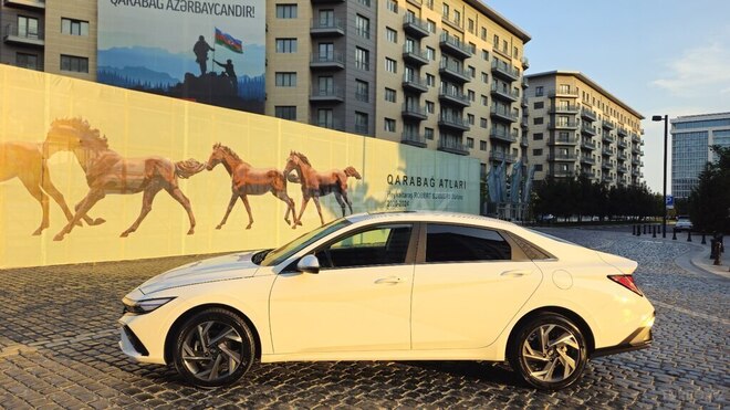 Hyundai Elantra 2024, 21,000 km - 1.6 l - Bakı