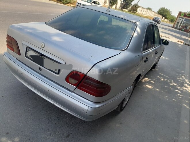 Mercedes E 290 1997, 320,000 km - 2.9 l - Bakı
